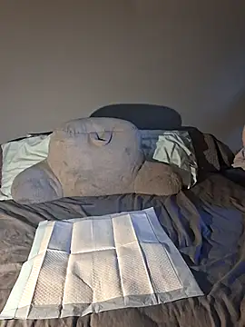 MsPink Flamingtoes544 online show from October 22, 2025, 12:15 pm