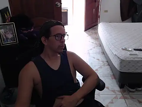 Snapshot of Pit_xxz chatting on September 23, 2025, 3:30 pm Pit xxz online show from September 23, 2025, 3:30 pm