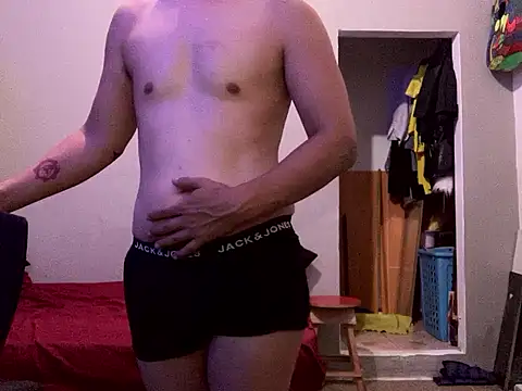 Snapshot of Pit_xxz chatting on March 18, 2025, 1:13 am Pit xxz online show from March 18, 2025, 1:13 am