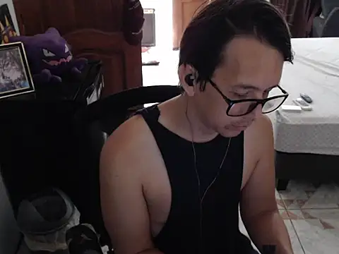 Snapshot of Pit_xxz chatting on October 21, 2025, 7:57 pm Pit xxz online show from October 21, 2025, 7:57 pm