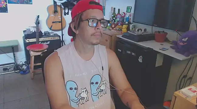 Snapshot of Pit_xxz chatting on January 26, 2025, 7:20 pm Pit xxz online show from January 26, 2025, 7:20 pm