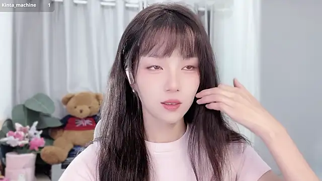 Snapshot of AnAn-520 chatting on December 15, 2025, 2:50 am AnAn-520 online show from December 15, 2025, 2:50 am