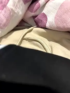 27SKLuder online show from January 15, 2026, 6:17 am