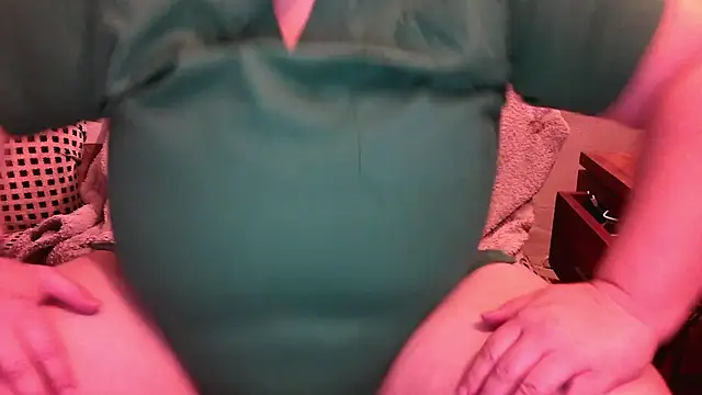 Maebi online show from December 7, 2024, 2:47 am