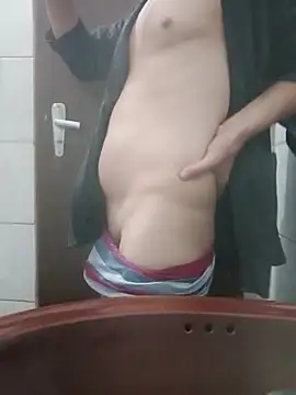 Gostozim7 online show from November 24, 2025, 6:19 pm