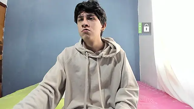 Snapshot of Kanterfun chatting on March 22, 2025, 12:35 pm Kanterfun online show from March 22, 2025, 12:35 pm