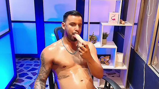 JackBlanco  online show from March 11, 2025, 11:37 pm