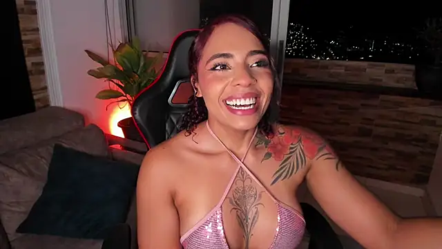 Snapshot of emilyfitness chatting on January 31, 2025, 7:07 am emilyfitness online show from January 31, 2025, 7:07 am