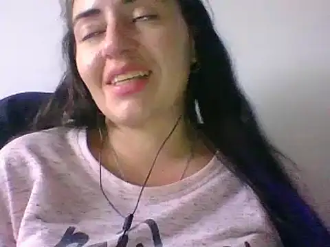  karlie kloss  online show from January 15, 2025, 10:46 pm