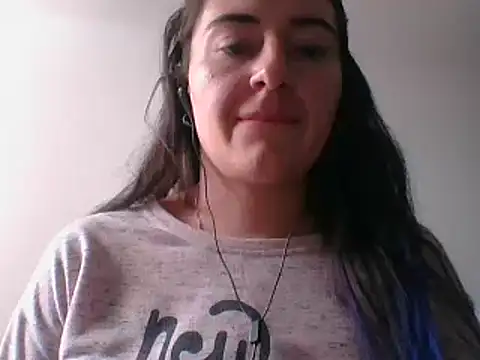  karlie kloss  online show from January 27, 2025, 8:39 pm