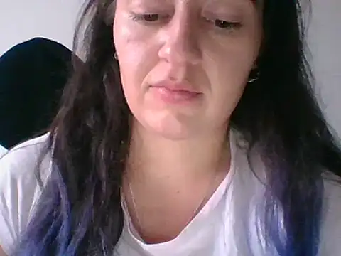  karlie kloss  online show from January 25, 2025, 11:00 pm