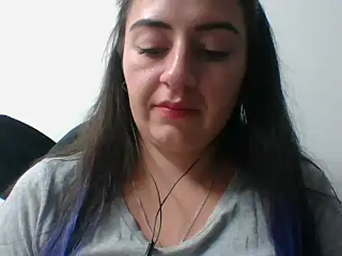  karlie kloss  online show from January 29, 2025, 12:12 am