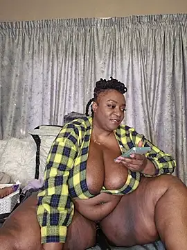 ThickianaRider online show from November 21, 2025, 4:11 am