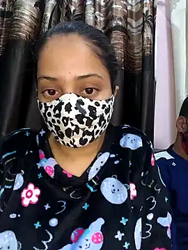 Snapshot of bigtitsqueen chatting on January 27, 2025, 4:54 pm bigtitsqueen online show from January 27, 2025, 4:54 pm