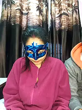 Snapshot of bigtitsqueen chatting on January 9, 2025, 7:42 am bigtitsqueen online show from January 9, 2025, 7:42 am