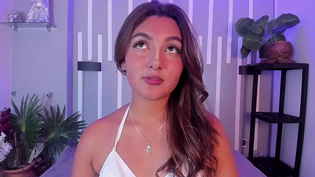 Snapshot of Afrodita_Shalom chatting on February 21, 2025, 2:06 pm Afrodita Shalom online show from February 21, 2025, 2:06 pm