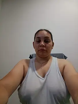 MirandaSoto online show from June 1, 2026, 3:40 am
