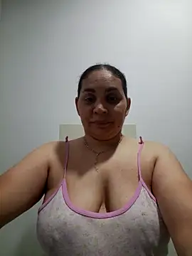 MirandaSoto online show from March 26, 2026, 4:11 am