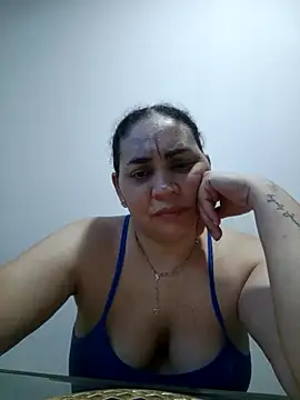 Snapshot of MirandaSoto chatting on February 15, 2026, 5:52 am MirandaSoto online show from February 15, 2026, 5:52 am