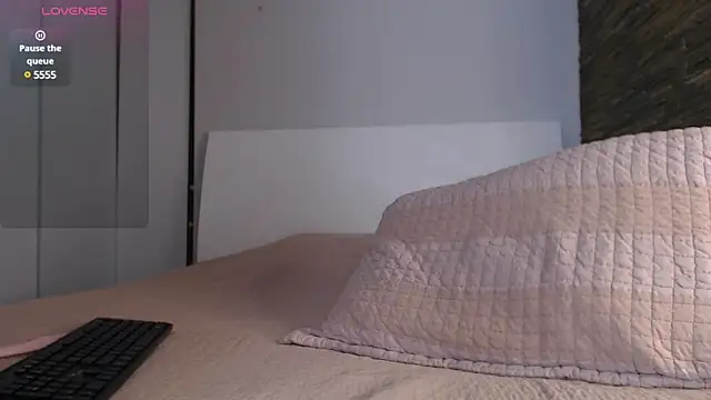 Aaron Tate online show from February 15, 2025, 5:19 am