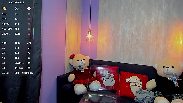 carlota petite online show from November 13, 2025, 3:21 am