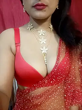 Stripy Doll online show from November 18, 2025, 1:10 am