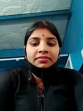 Snapshot of Nisha_Cute chatting on March 22, 2025, 2:27 am Nisha Cute online show from March 22, 2025, 2:27 am