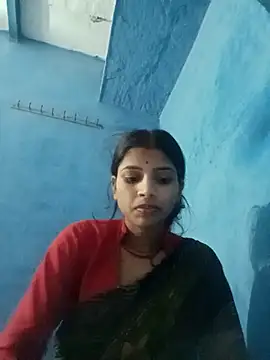 Nisha Cute online show from October 14, 2025, 11:04 pm