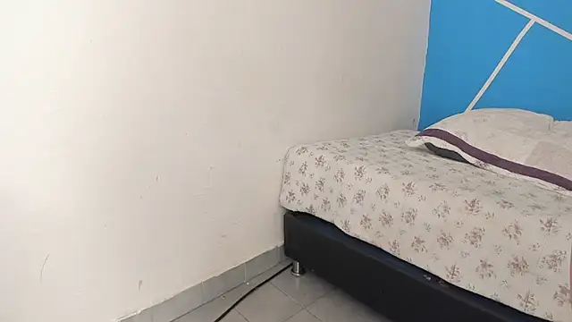 Snapshot of britny_clouds chatting on January 30, 2025, 12:48 pm britny clouds online show from January 30, 2025, 12:48 pm