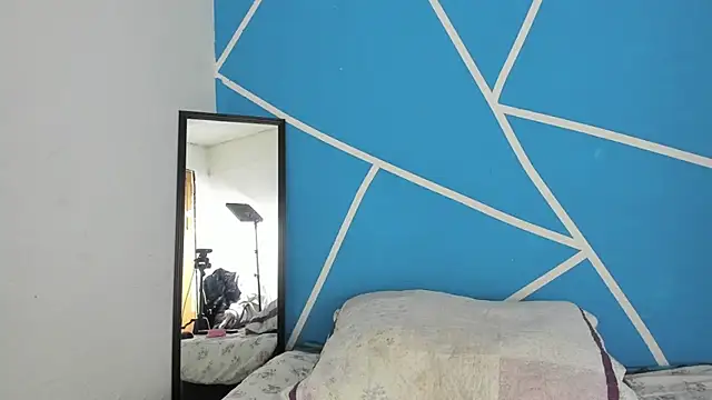 Snapshot of britny_clouds chatting on January 25, 2025, 12:05 pm britny clouds online show from January 25, 2025, 12:05 pm