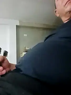 luchoarr online show from November 11, 2025, 3:23 am