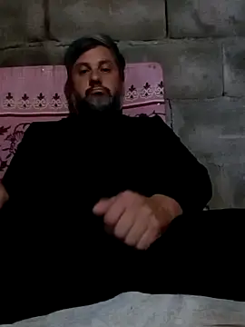 PacedSlant online show from April 29, 2026, 7:09 pm