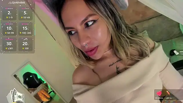 delilah fix online show from November 23, 2025, 8:52 pm