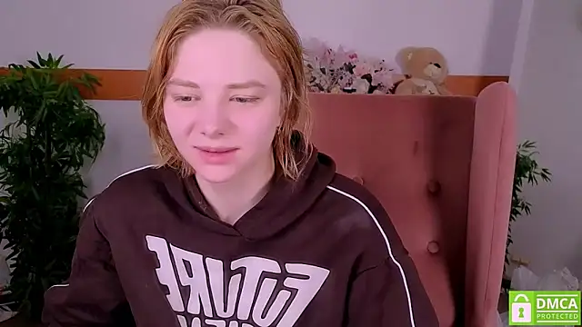 MirraBellanta online show from February 25, 2026, 12:55 am