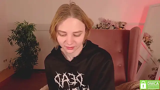 MirraBellanta online show from March 23, 2026, 10:31 pm