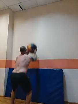 Crek666 online show from February 27, 2026, 5:29 am