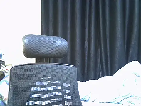 Horny-slut  online show from September 25, 2025, 4:40 am