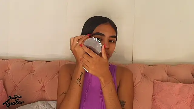 Snapshot of julieta_aguilar1 chatting on February 1, 2026, 9:02 pm julieta aguilar1 online show from February 1, 2026, 9:02 pm