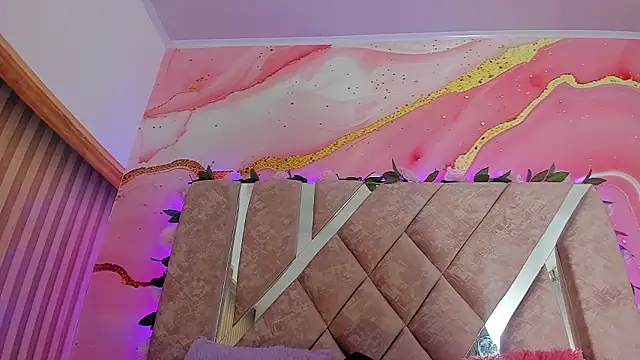 Snapshot of Bella__sweet chatting on February 28, 2026, 10:37 am Bella sweet online show from February 28, 2026, 10:37 am