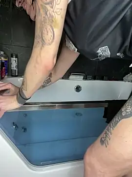 Snapshot of Luluof chatting on February 17, 2025, 12:38 pm Luluof online show from February 17, 2025, 12:38 pm