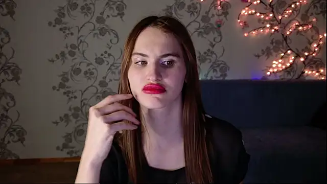 Felicia-Star online show from April 16, 2026, 9:39 pm