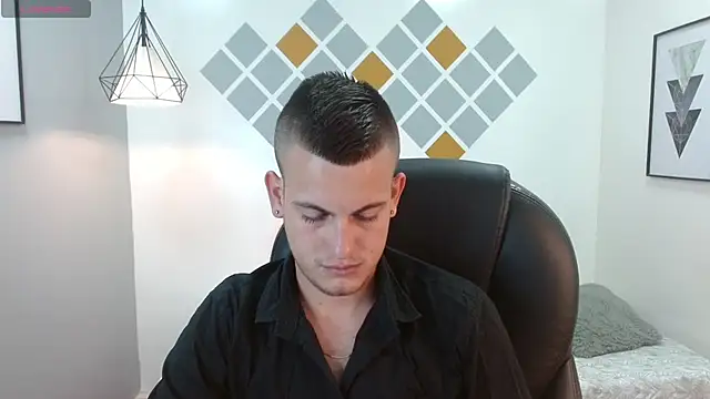 Cerokershelby online show from February 6, 2025, 8:13 pm