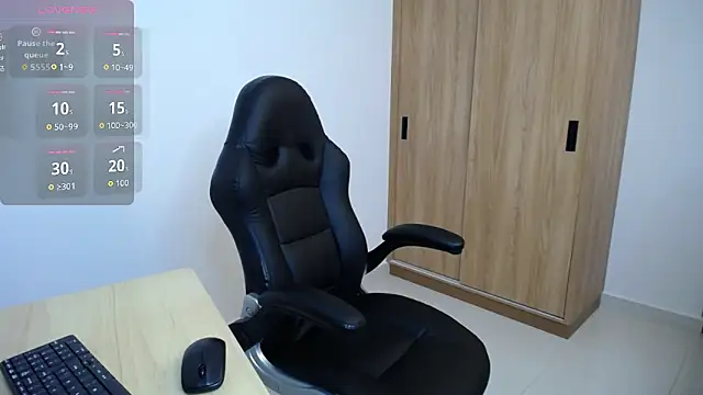 karoll marquez online show from March 16, 2026, 3:25 am