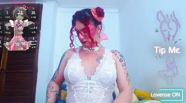 Skarleth77 online show from February 6, 2025, 12:15 pm