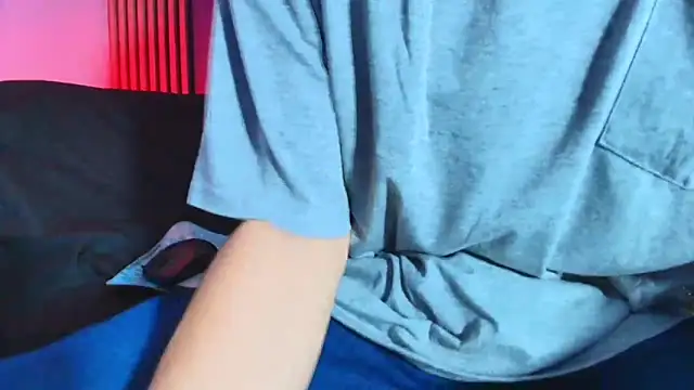 Jefer rick  online show from October 18, 2025, 12:51 pm