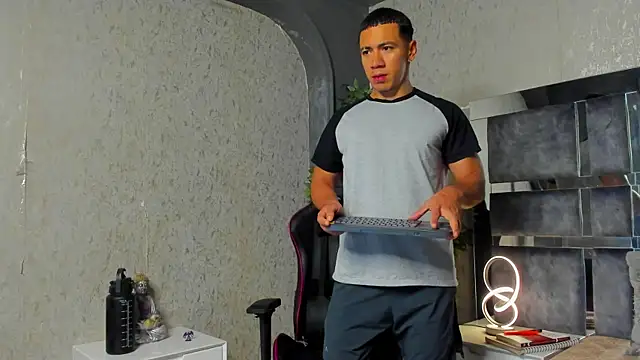 marc ginale online show from October 11, 2025, 2:51 pm