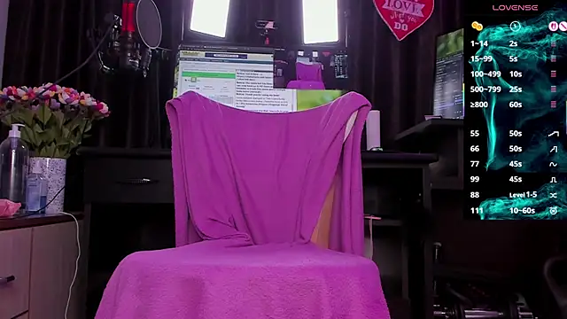 Raissa sky26 online show from January 19, 2026, 3:32 am