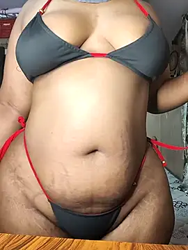 susmithasushi81 online show from October 15, 2025, 4:37 pm