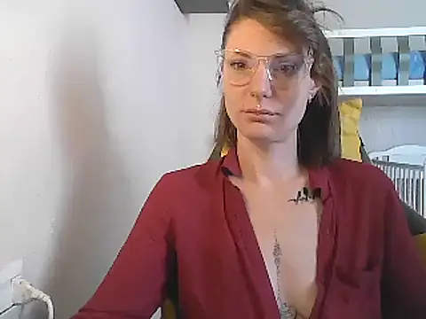 Snapshot of Feli_blue chatting on March 20, 2025, 9:15 am Feli blue online show from March 20, 2025, 9:15 am