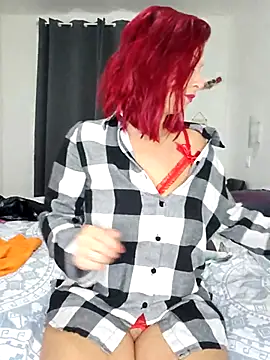 Chaudesquirt online show from October 29, 2025, 11:20 am